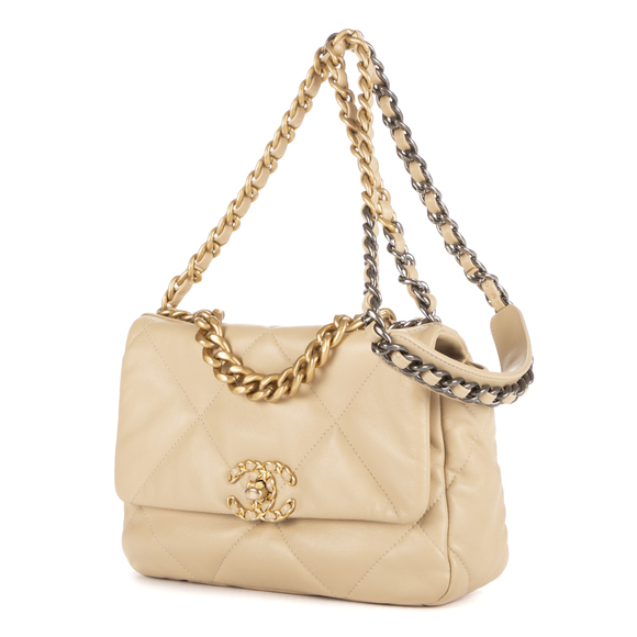 Chanel 19 Flap - Picture 2 of 11